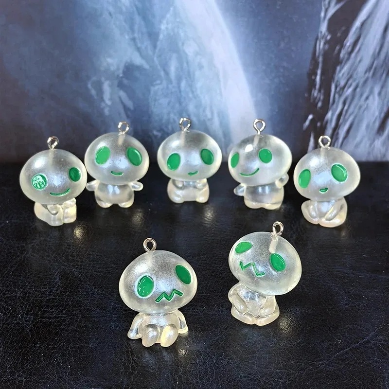 Resin Art Store - 7Pcs Glow In The Dark Alien