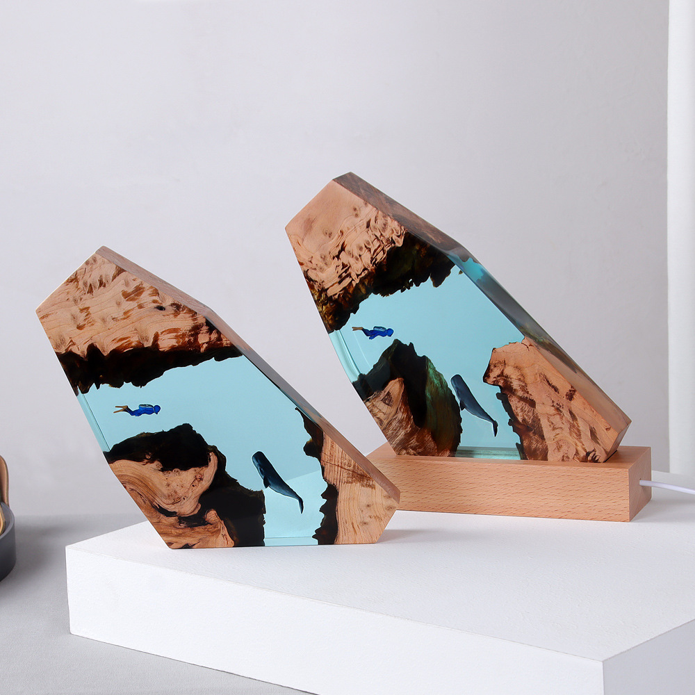 New Underwater Cave Whale Dive - Resin Art For Anniversary Gift 评论和价格